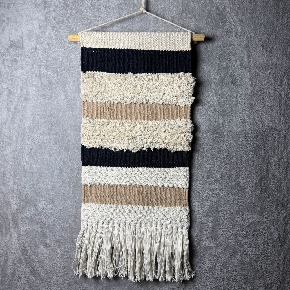 Boho Woven Wall Hanging with Fringe
Wall Tapestry Wall Decor